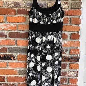 BLACK AND WHITE DRESS NWOT